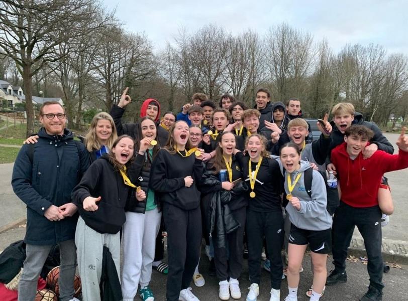 Screenshot_20230203_223552_com.instagram.android_edit_222487299778028